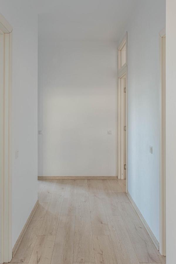Solomon Apartments Ap 3 Sangeorgiu de Mures Exterior photo
