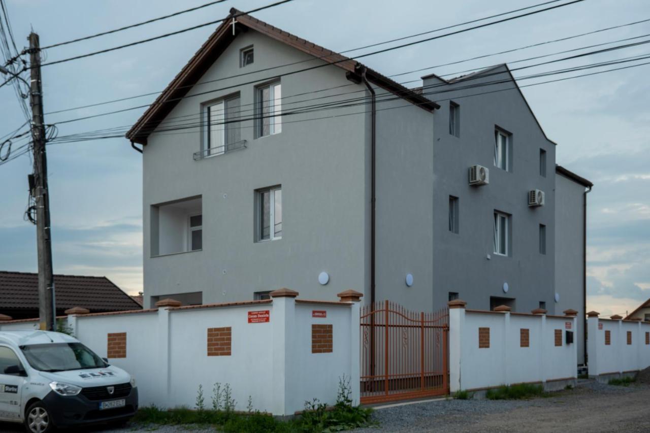 Solomon Apartments Ap 3 Sangeorgiu de Mures Exterior photo